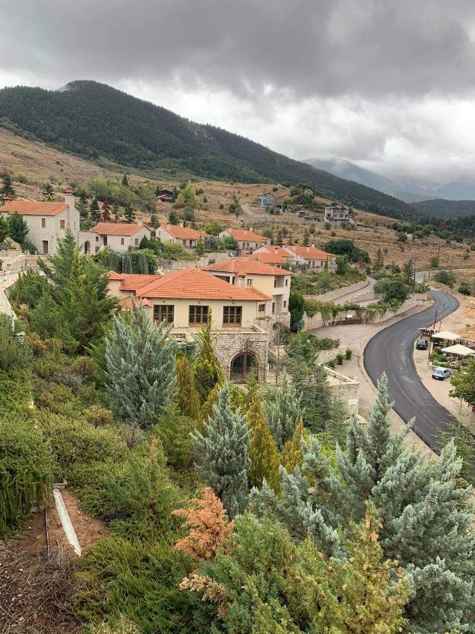 Καστρο Πετρινα Σαλε Καλαβρυτα Villa Kalavryta Exterior photo